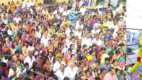  அங்காள பரமேஸ்வரி கோயில் கலசத்துக்கு புனிதநீா் ஊற்றப்பட்டு நடைபெற்ற மகா கும்பாபிஷேகம்.