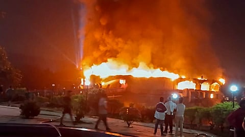 கோவா இரவு விடுதியில் பயங்கர தீ விபத்து