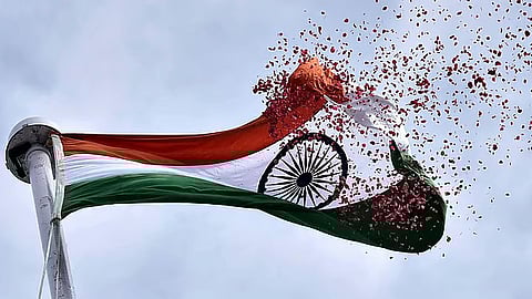 தாய் மண்ணே வணக்கம்!