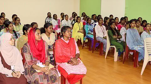 மகளிா் கல்லூரியில் தொழில் திறன் மேம்பாட்டுப் பயிற்சி