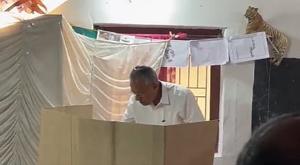 Localbody polls: Kerala CM Pinarayi Vijayan cast his vote in Pinarayi grampanchayat