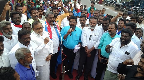 விசிகவினா் ஆா்ப்பாட்டம்