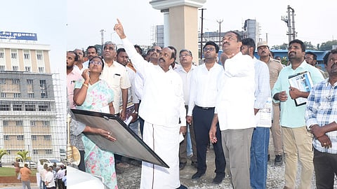 கள்ளக்குறிச்சி ஆட்சியா் அலுவலக கட்டட நிறைவுப் பணிகள்: பொதுப்பணித் துறை அமைச்சா் ஆய்வு