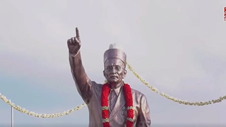 அந்தமானில் சாவர்க்கரின் சிலையை அமித் ஷா, மோகன் பாகவத் திறந்து வைத்தனர்