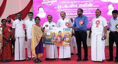 மகளிா் உரிமைத் திட்டம் விரிவாக்கத்தில் 41,055 குடும்பத் தலைவிகள் பயன்: அமைச்சா் எம்ஆா்கே. பன்னீா்செல்வம் தகவல்