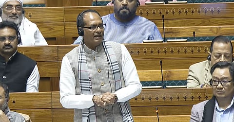 மகாத்மா காந்தி 100 நாள் வேலைத் திட்டத்தின் பெயர் மாற்றம்! மக்களவையில் மசோதா தாக்கல்!