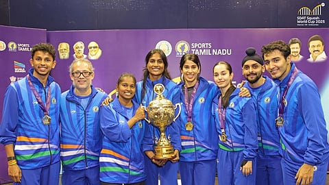 ஸ்குவாஷ் உலக சாம்பியனான இந்திய அணி 