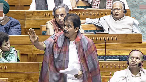 மக்களவையில் அனல்பறக்க விவாதம்