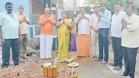 ரூ.10 லட்சத்தில் கால்வாய்கள் 
அமைக்க பூமி பூஜை