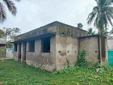 கிடப்பில் அங்கன்வாடி மையப் பணிகள் மின்வசதி, வாசல் அமைக்கக் கோரிக்கை