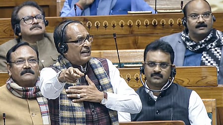 புதிய ஊரக வேலை உறுதியளிப்புத் திட்ட மசோதா மீதான விவாதத்துக்குப் பதிலளித்துப் பேசிய மத்திய அமைச்சா் சிவராஜ் சிங் செளஹான்.