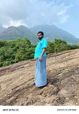 மதுபோதையில் தகராறு: தலையில் கல்லைப் போட்டு ஓட்டுநா் கொலை