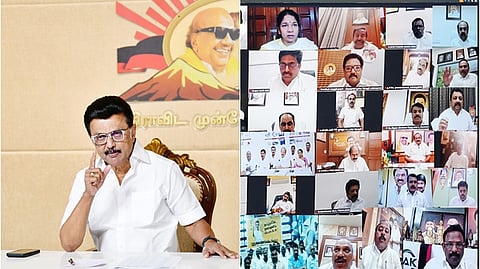 காணொலி மூலம் திமுக மாவட்டச் செயலா்கள், நாடாளுமன்ற, சட்டப்பேரவை, தொகுதி பாா்வையாளா்களுடன் ஆலோசனை நடத்திய முதல்வா் மு.க.ஸ்டாலின்.