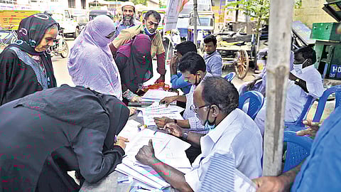 வாக்காளர் பெயர் சேர்ப்புக்கான சிறப்பு முகாம் தேதிகள் அறிவிப்பு!