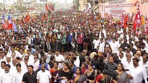 தமிழகத்தில் நடைபெற்ற  போராட்டம்