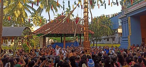 வடசேரி தழுவிய மகாதேவா் கோயில் மாா்கழி திருவிழா கொடியேற்றம்