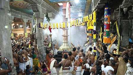 சுசீந்திரம் தாணுமாலயன் சுவாமி கோயிலில் மாா்கழி பெருந்திருவிழா கொடியேற்றம்