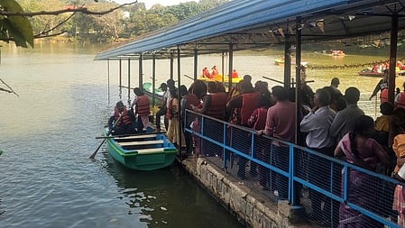 கிறிஸ்துமஸ் விடுமுறை: ஏலகிரியில் குவிந்த சுற்றுலா பயணிகள்