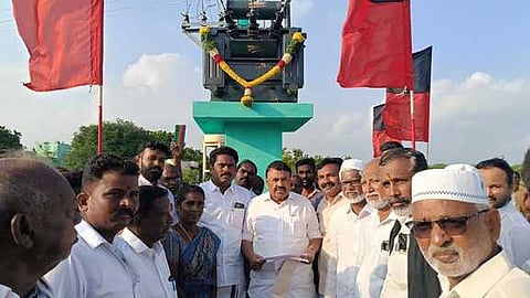 பேரையூரில் புதிய மின்மாற்றி:  அமைச்சா் தொடங்கிவைத்தாா்