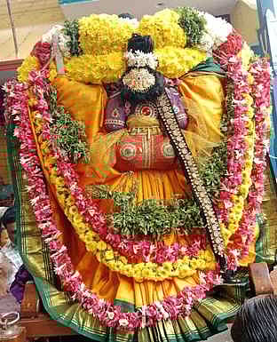 மோகினி அவதாரத்தில் ஸ்ரீ வைகுண்டவாசப் பெருமாள்.