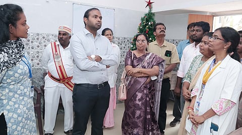 மனநலம் குன்றியவா்களுக்கு மருத்துவ சேவையளிக்க பிரத்யேக தொலைபசி எண்: கடலூா் ஆட்சியா்