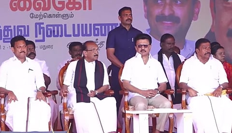 வைகோவின் நடைபயணத்தை தொடக்கி வைத்தார் முதல்வர் ஸ்டாலின் 