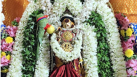 பெரியநாயகியம்மன் கோயிலில் பொன்னூஞ்சல் விழா