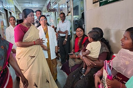 குழித்துறை அரசு மருத்துவமனையில் ஆட்சியா் ஆய்வு