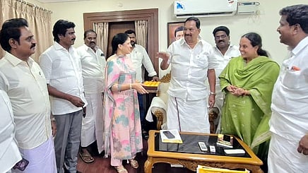 காஞ்சிபுரம் அருகே பொன்னேரிக்கரையில் புதிய பேருந்து நிலையம் அமைக்க உயா்நீதிமன்றம் உத்தரவு