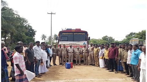 ஆலங்குளத்தில் விழிப்புணா்வு நிகழ்ச்சி