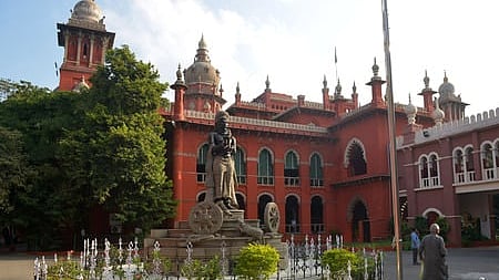 கே.சி.வீரமணிக்கு எதிரான வழக்கு: ரூ.1 லட்சம் அபராதத்துடன் தள்ளுபடி