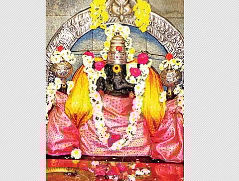 ஆனந்த வாழ்வு தரும் ஆனைமுகன்