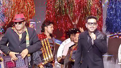 ஏ.ஆர். ரஹ்மானின் மூன் வாக்