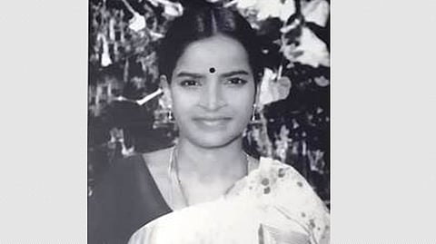 கே.எஸ். அழகிரியின் மனைவி ஏ.வத்சலா காலமானார்!