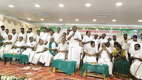 தூத்துக்குடியை பாதுகாக்கப்பட்ட உப்பு மண்டலமாக அறிவிக்க வேண்டும்: அதிமுக தோ்தல் அறிக்கை குழுவிடம் கோரிக்கை