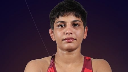 அன்டிம் பங்கால் ~அனா பாவ்லா ~