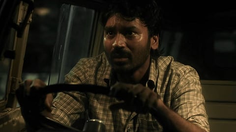 என் பேரு கரசாமி..! தனுஷின் புதிய பட டைட்டில் டீசர்!