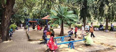 காணும் பொங்கல்: அறிவியல் மையத்தில் குவிந்த மக்கள்