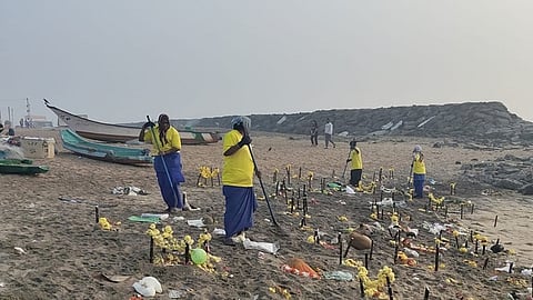 தாழங்குப்பம் கடற்கரை