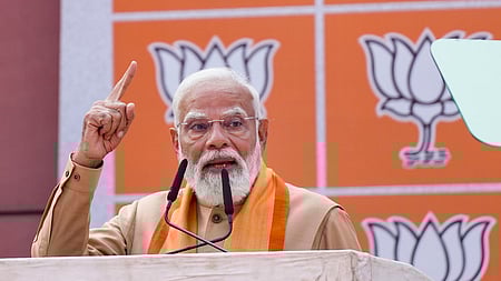 தில்லி பாஜக தலைமையகத்தில் கட்சியின் புதிய தேசிய தலைவராக நிதின் நவீன் செவ்வாய்க்கிழமை பதவியேற்ற நிகழ்ச்சியில் பேசிய பிரதமா் மோடி.