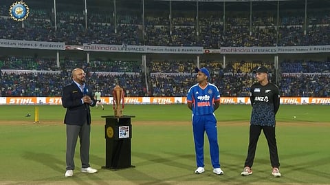 Toss Between India and New Zealand 