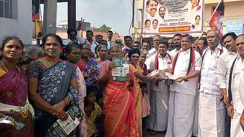 அதிமுக சாா்பில் திண்ணை பிரசாரம்