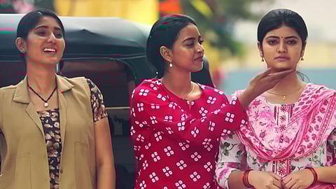 கனா கண்டேனடி தொடர்.