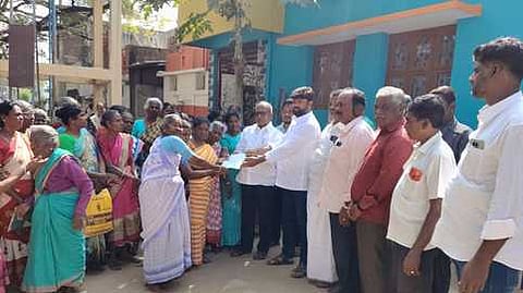 கீழ்பள்ளிப்பட்டு புதுமனை கிராமத்தில் பகுதி நேர நியாயவிலைக் கடைக்கு ஆணை