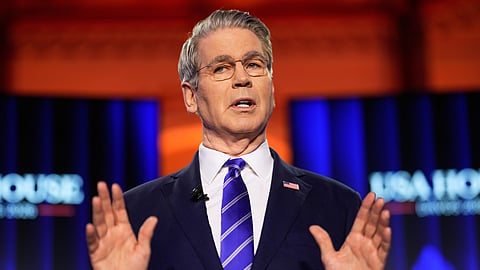 அமெரிக்க நிதியமைச்சா் ஸ்காட் பெசன்ட் 