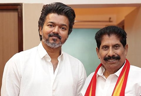 விஜய் முன்னிலையில், தவெகவில் இணைந்த அதிமுக முன்னாள் அமைச்சர் கு.ப.கிருஷ்ணன்