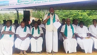 உண்ணாவிரதப் போராட்டத்தில் ஈடுபட்ட விவசாயிகள்