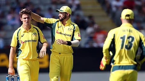 Richardson is next to Mitchell Marsh.