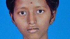 மாணவி இனிதா.