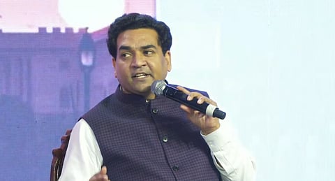 தில்லி சுற்றுலாத் துறை அமைச்சர் கபில் மிஸ்ரா